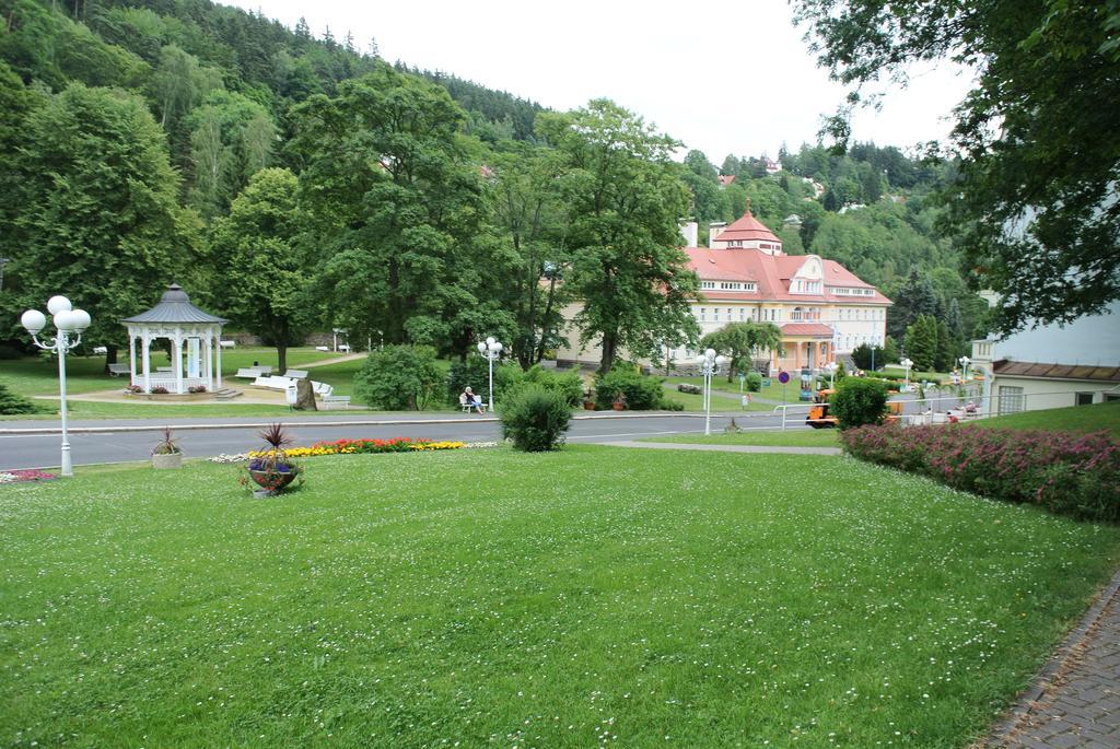 Penzion Haus Regrus Яхимов Экстерьер фото